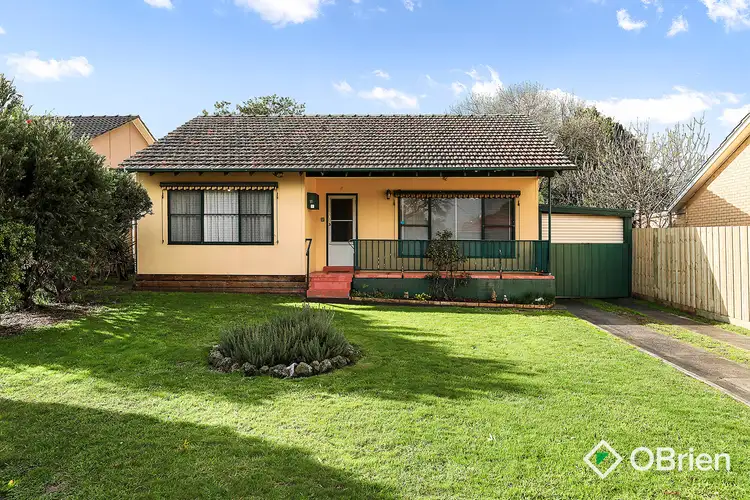 11 Burdett Street, Frankston North VIC 3200