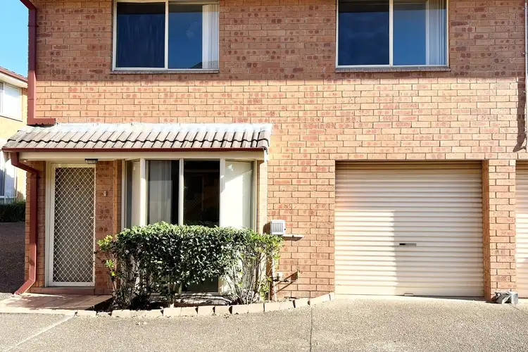 8/22 Highfield Avenue, Quakers Hill NSW 2763