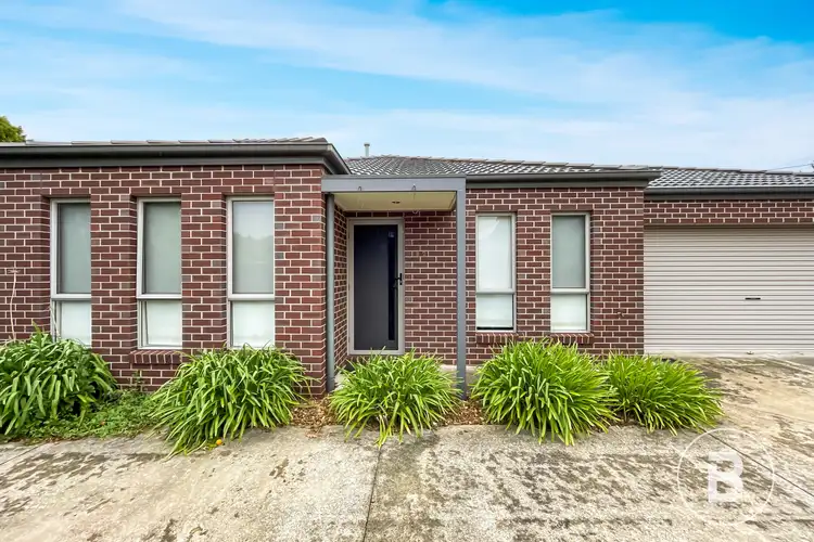 2/711 Skipton Street, Redan VIC 3350
