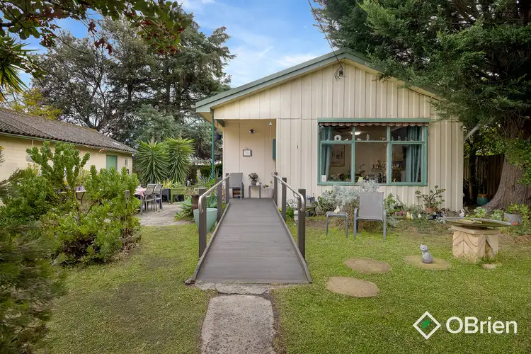 1 Wave Street, Frankston VIC 3199