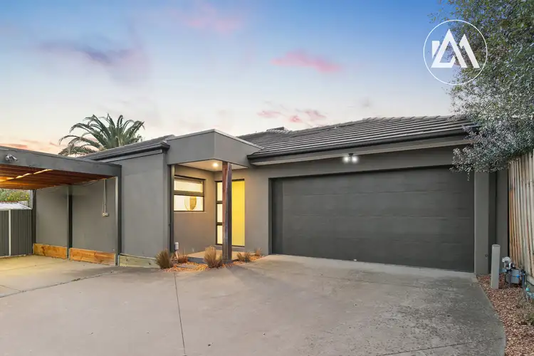 2/98 Kirkwood Avenue, Seaford VIC 3198