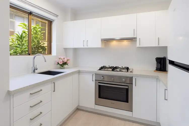 Fifth view of Homely apartment listing, 3/6 Holborn Avenue, Dee Why NSW 2099