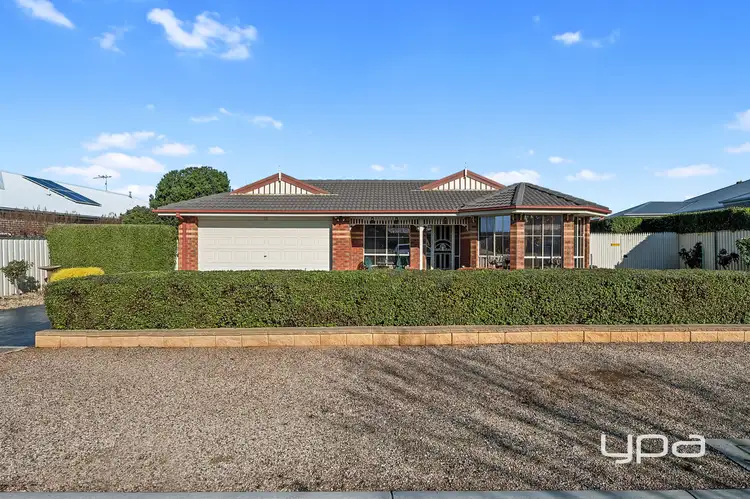 10 Suttonleigh Way, Darley VIC 3340