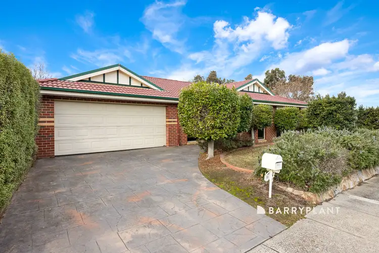 11 Oxley Drive, Pakenham VIC 3810