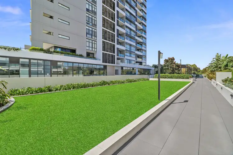 605/11 Solent Circuit, Norwest NSW 2153