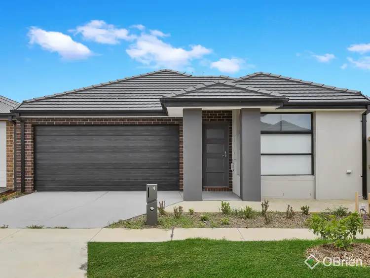 4 Basilico Street, Clyde VIC 3978