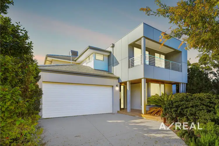 8 Shiraz Crescent, Point Cook VIC 3030