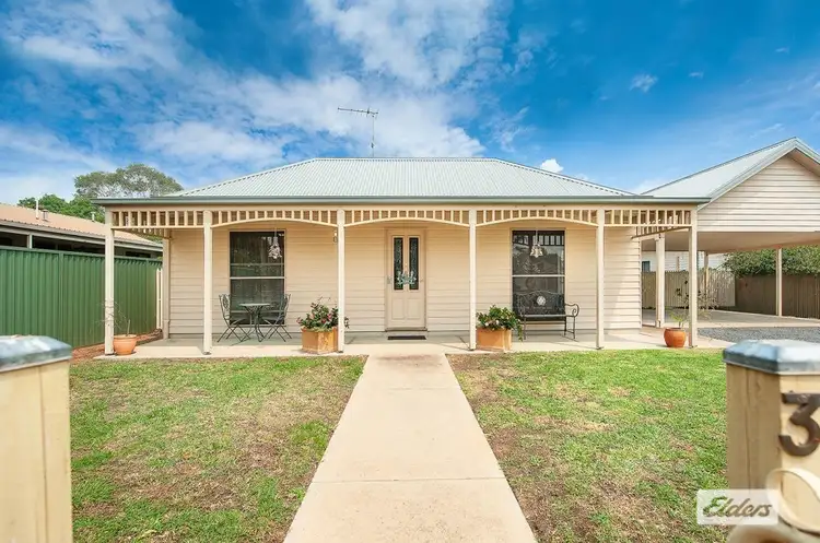 39 Larmer Street, Howlong NSW 2643