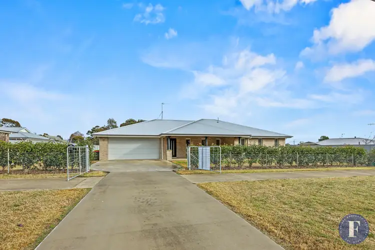 49 Long Street, Boorowa NSW 2586