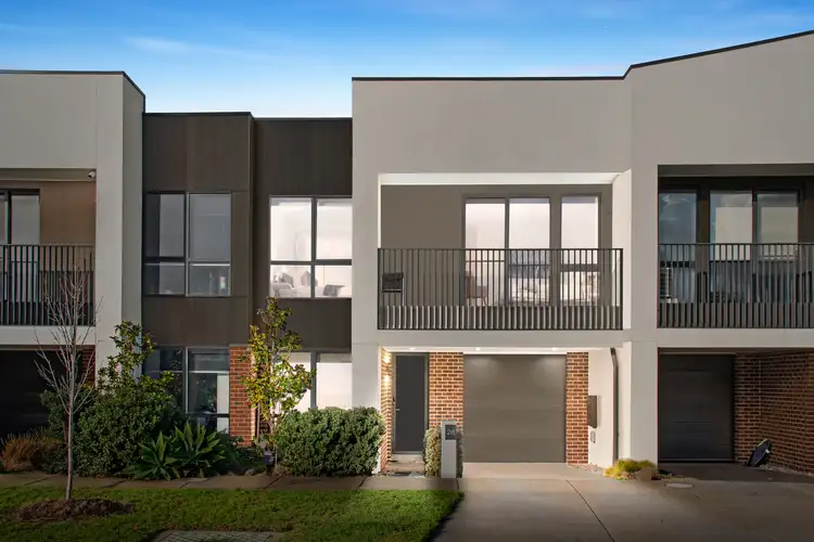 26 Cobblefield Street