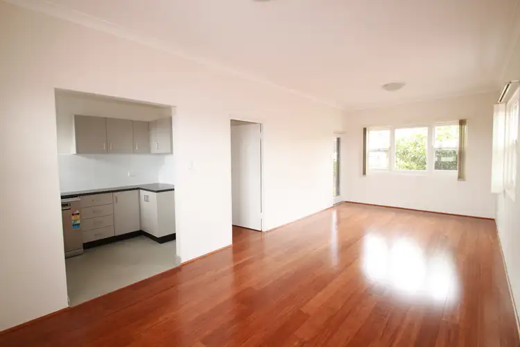 2/7A Anderton Street, Marrickville NSW 2204