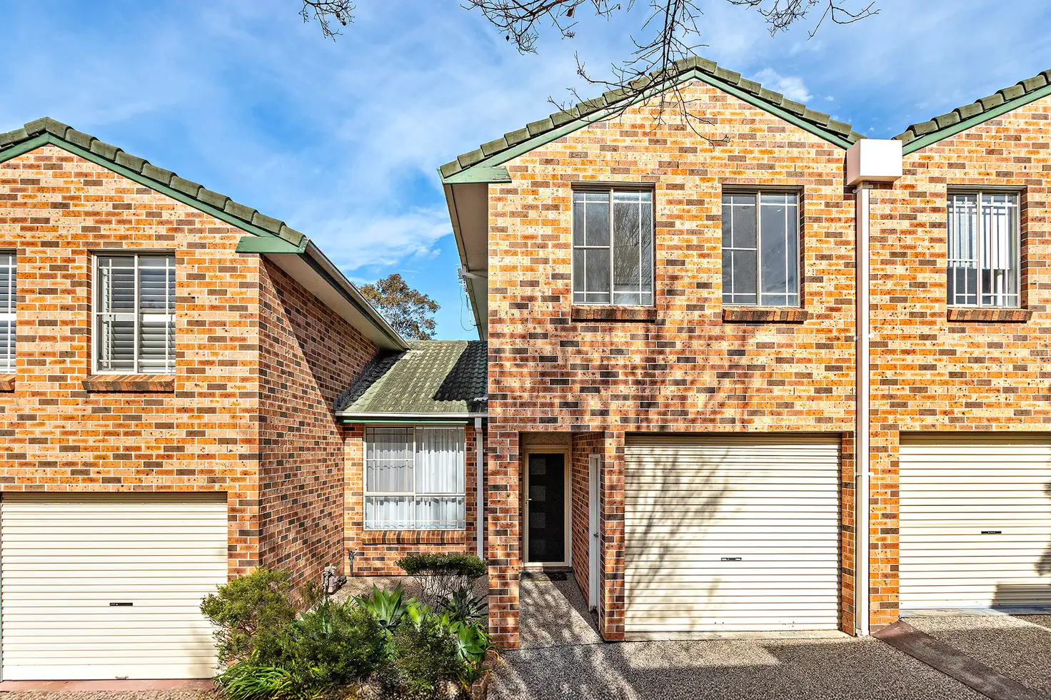 Main view of Homely townhouse listing, 2/4 Ryan Street, Balgownie NSW 2519