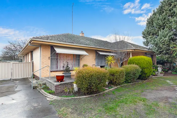 17 Ningana Street, Alfredton VIC 3350