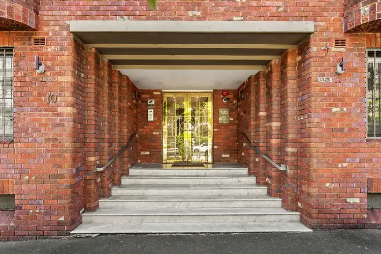Main view of Homely studio listing, 203/10B Challis Avenue, Potts Point NSW 2011