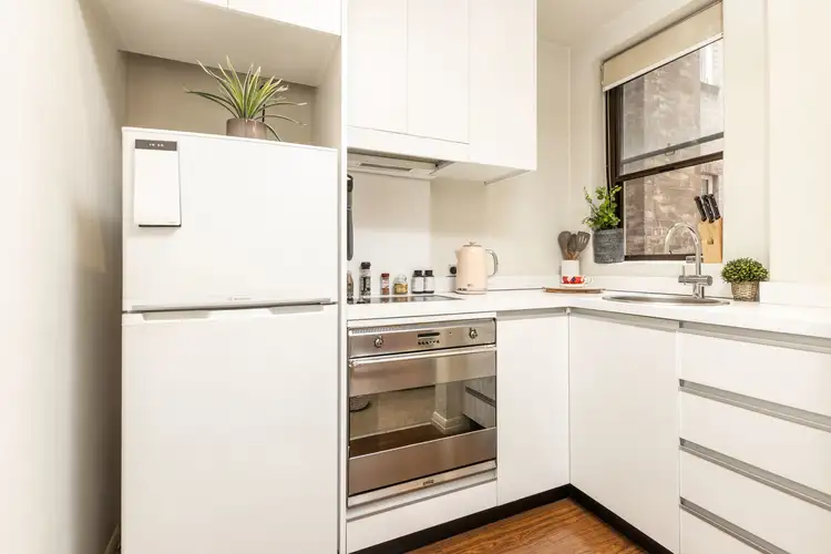 Third view of Homely studio listing, 203/10B Challis Avenue, Potts Point NSW 2011