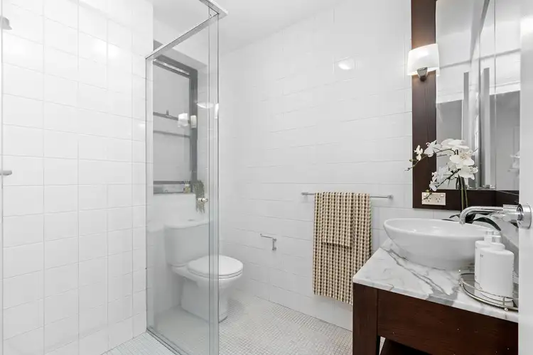 Sixth view of Homely studio listing, 203/10B Challis Avenue, Potts Point NSW 2011