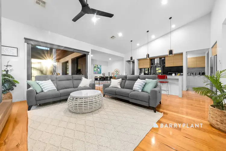 Sixth view of Homely house listing, 18 Settlers Rise, Drouin VIC 3818