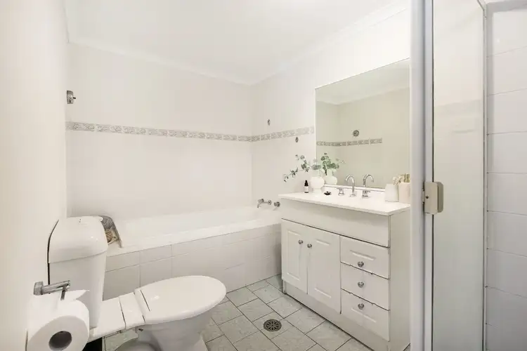Sixth view of Homely unit listing, 2/61-65 Glencoe Street, Sutherland NSW 2232