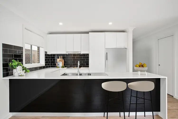 17 Abbey Street, Kembla Grange NSW 2526