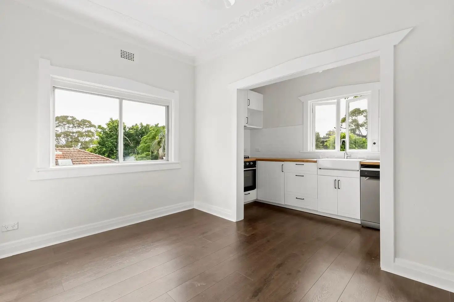 Main view of Homely apartment listing, 2/2 La Perouse Street, Fairlight NSW 2094