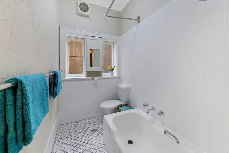 Fifth view of Homely apartment listing, 6/1 Stark Street, Coogee NSW 2034