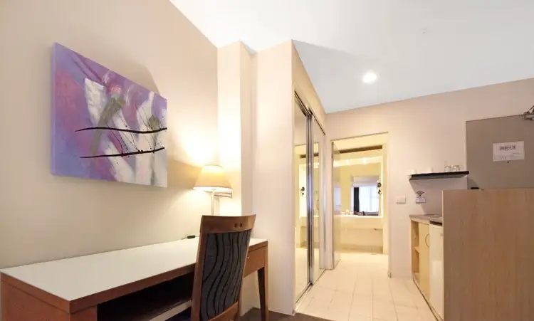 Third view of Homely apartment listing, 305/604 St Kilda Road, Melbourne VIC 3004