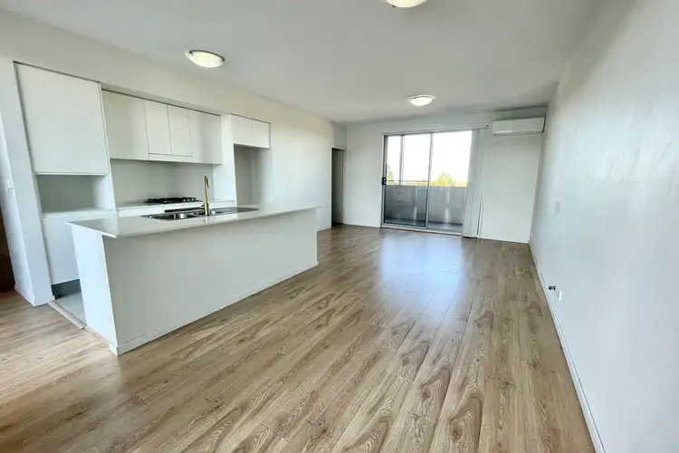 Main view of Homely unit listing, 31/232-246 Railway Parade, Kogarah NSW 2217