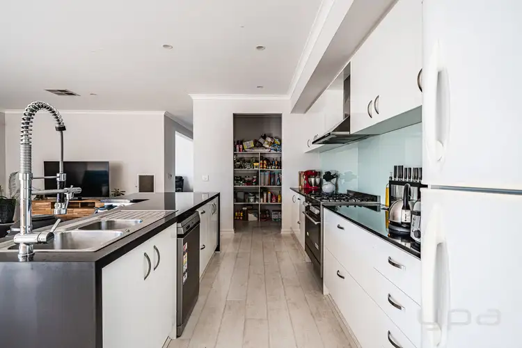 Fifth view of Homely house listing, 10 Gamesley Avenue, Werribee VIC 3030