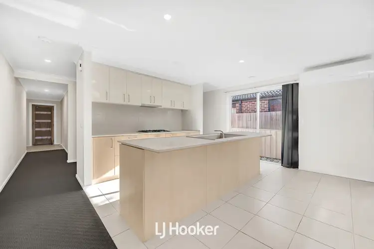 Sixth view of Homely house listing, 4 Double Delight Drive, Beaconsfield VIC 3807