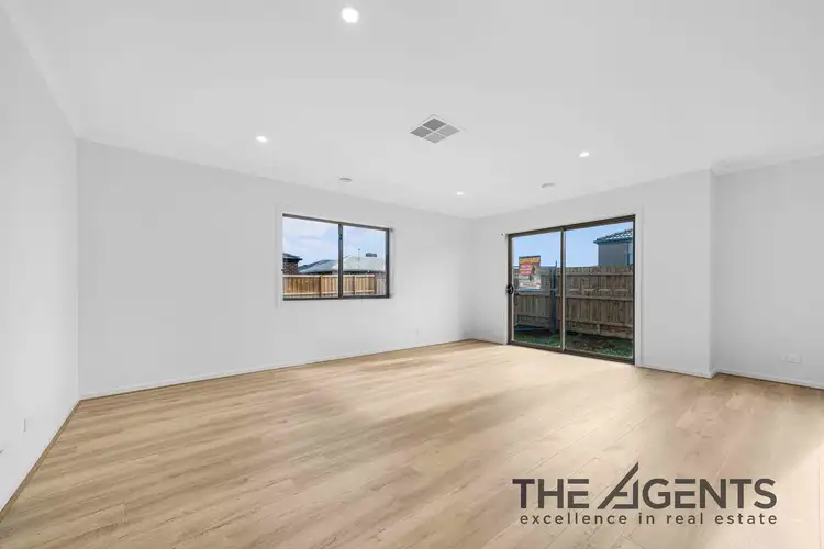 Third view of Homely house listing, 16 Mistletoe Drive, Strathtulloh VIC 3338