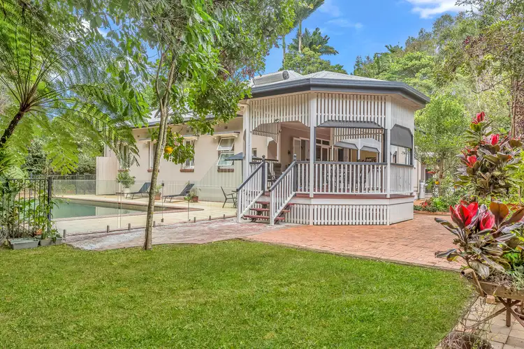 207-215 Bruce Highway, Edmonton QLD 4869