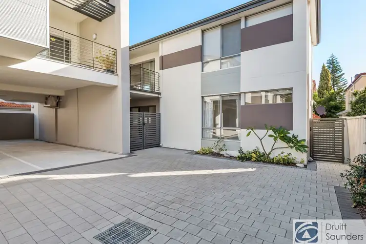 7/27 Pollard Street, Glendalough WA 6016