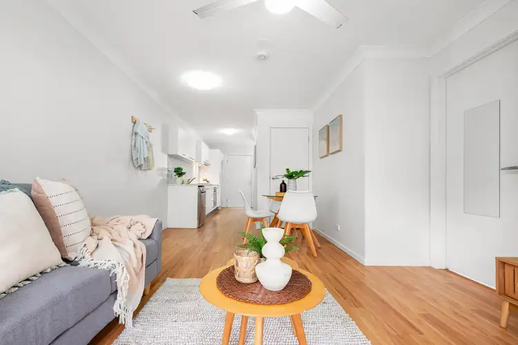 Sixth view of Homely townhouse listing, 1/31 Vera Street, Greenslopes QLD 4120