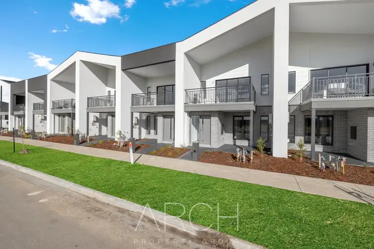 38 Silverwell Drive, Narre Warren South VIC 3805