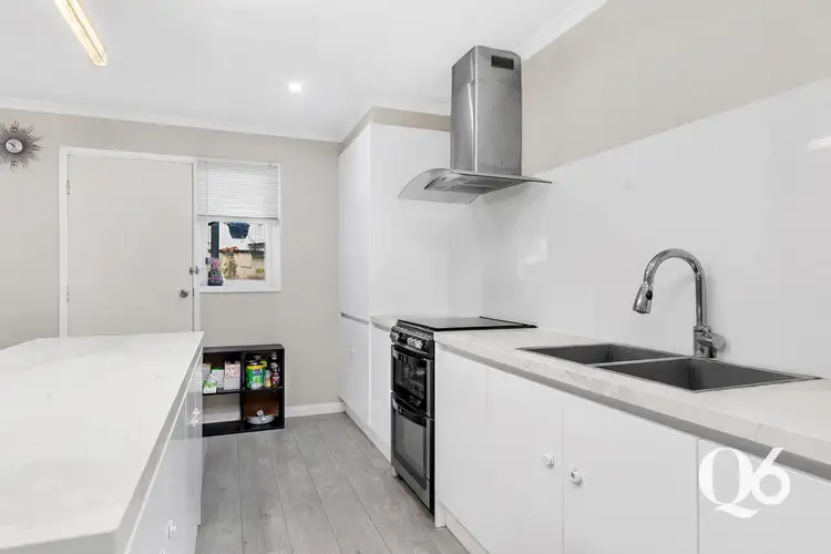 Fourth view of Homely house listing, 3 Penola Close, St Albans VIC 3021