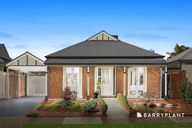 8 Xavier Way, South Morang VIC 3752