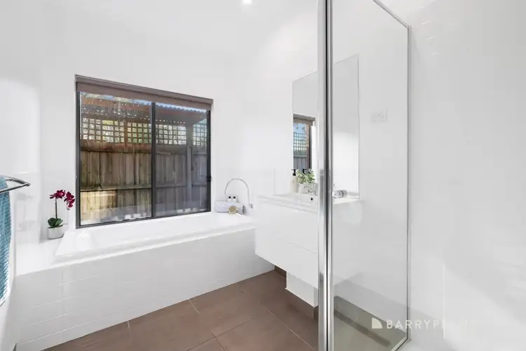 Sixth view of Homely house listing, 32 Resort Boulevard, Doreen VIC 3754
