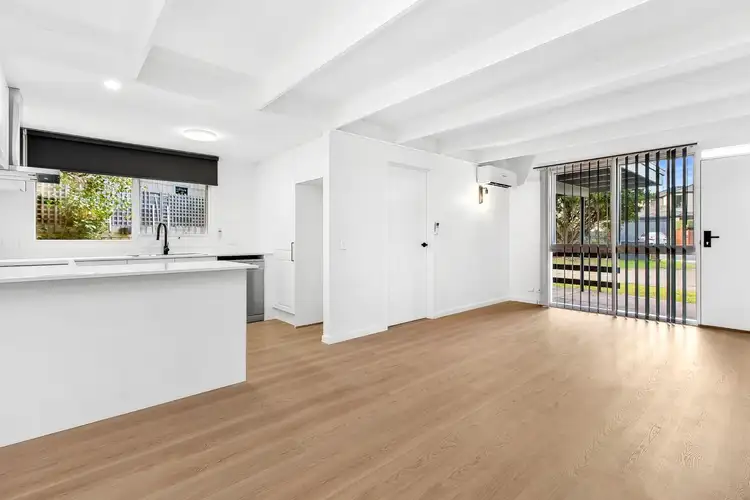 1/16 Separation Street, Mornington VIC 3931