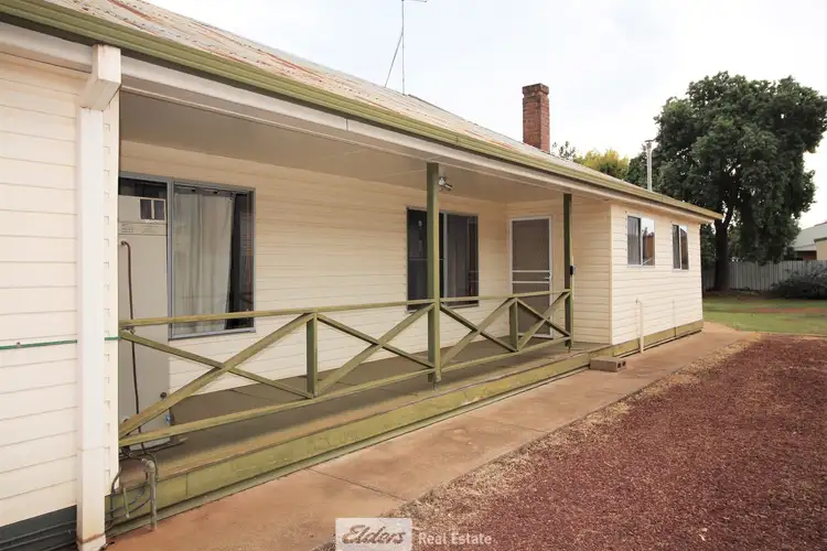2/83 Canal Street, Griffith NSW 2680