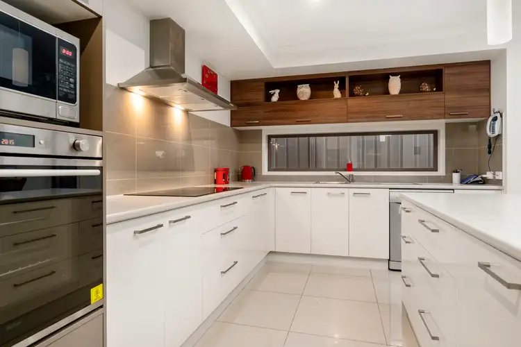 Third view of Homely house listing, 6 Gurney Crescent, Wodonga VIC 3690