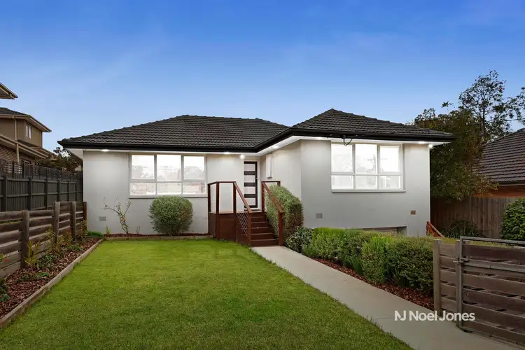 14 Warnes Road, Mitcham VIC 3132
