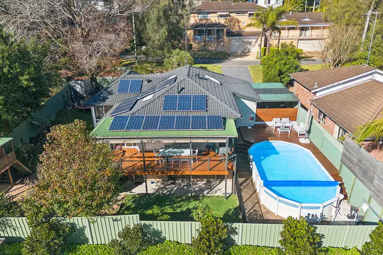 11 Keele Street