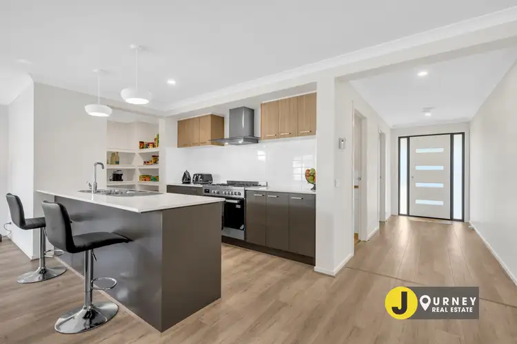 Fourth view of Homely house listing, 17 Thredbo Crescent, Clyde VIC 3978