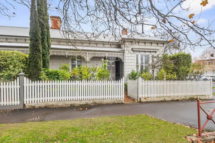 102 Webster Street, Lake Wendouree VIC 3350