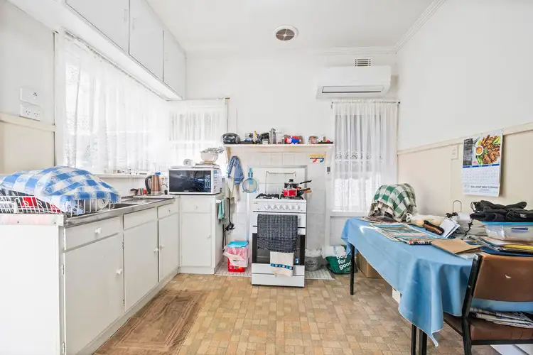 Sixth view of Homely house listing, 8 Iris Avenue, Wendouree VIC 3355