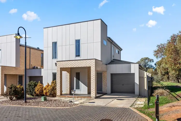 5 Parkside Walk, Smithfield Plains SA 5114