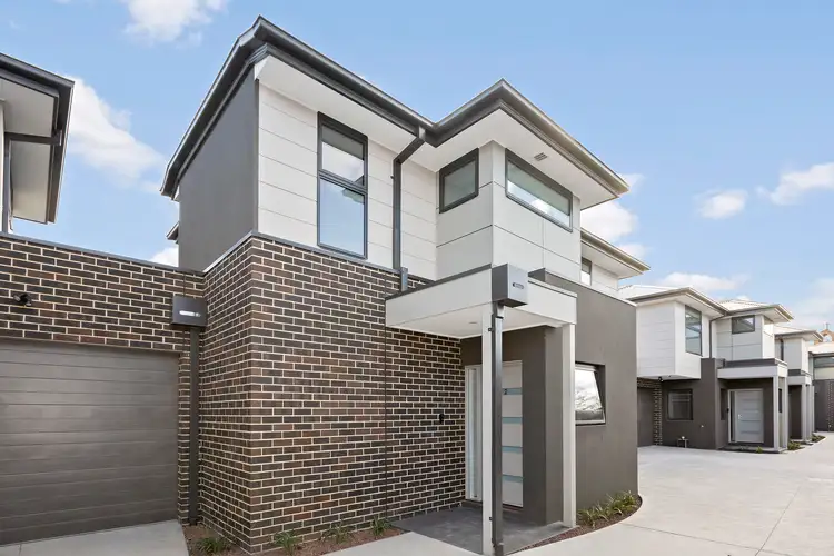 2/24 Norfolk Street, Maidstone VIC 3012