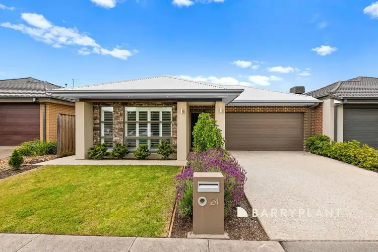 24 Park Central Avenue, Officer VIC 3809