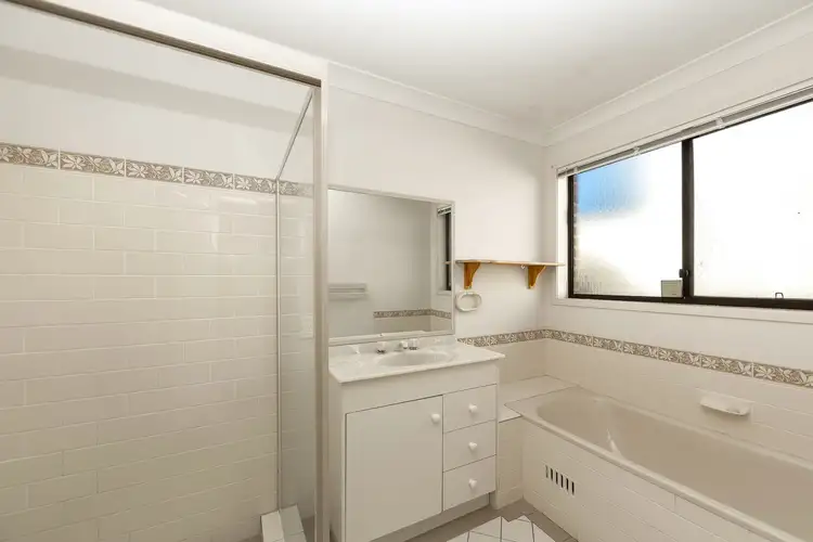 Sixth view of Homely house listing, 18 Hawthorn Place, Mardi NSW 2259