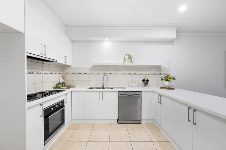 Fourth view of Homely house listing, 4 Lucetta Way, Sydenham VIC 3037